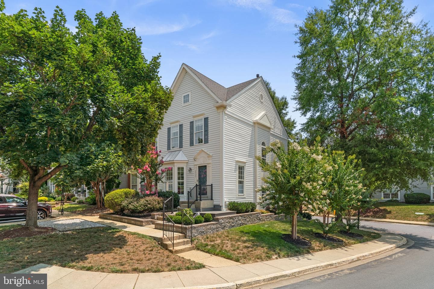 2023 Compton Court photo 1