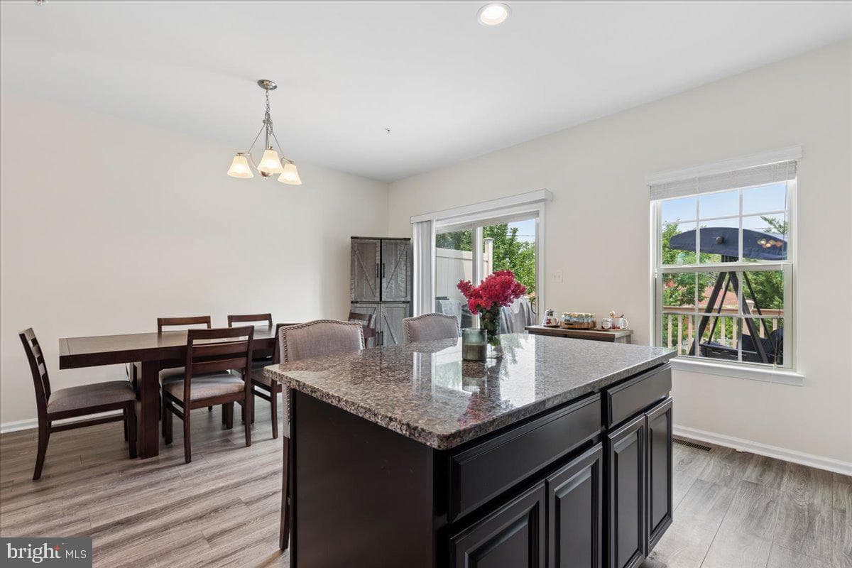 8109 Falcon Crest Drive photo 11