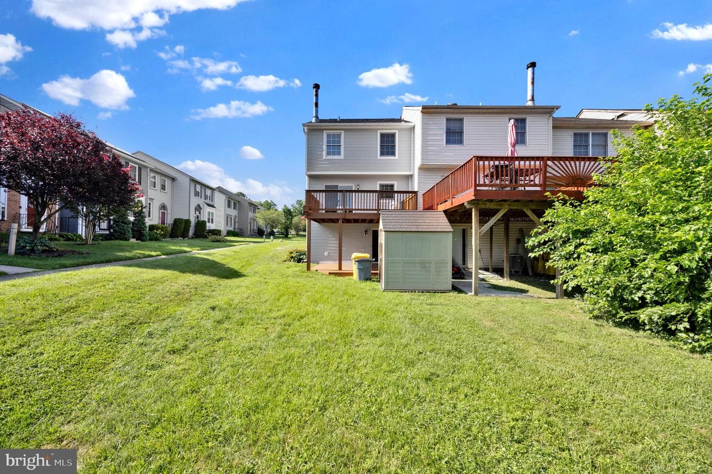 482 Watson Court photo 34