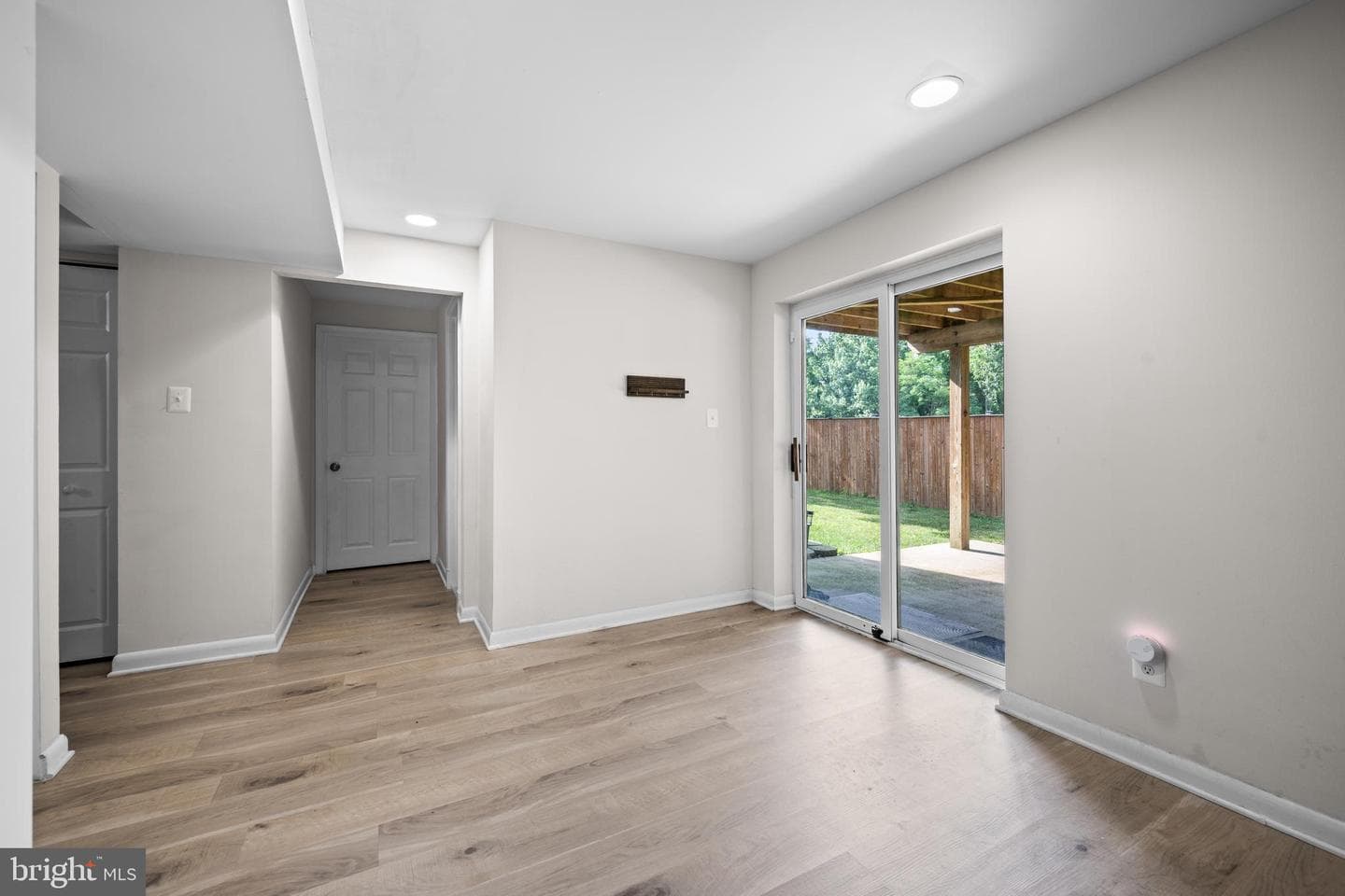 7991 Foxwell Court photo 34