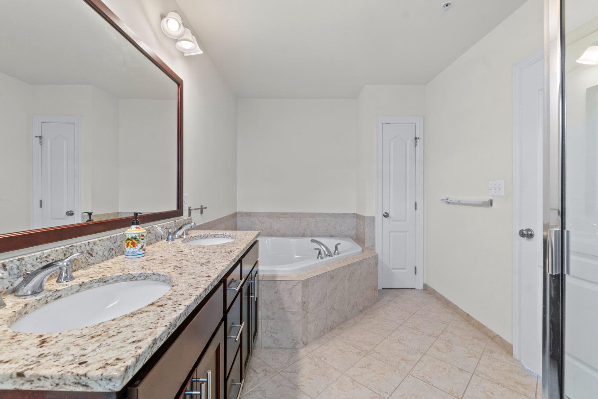 7673 Elmcrest Road photo 19