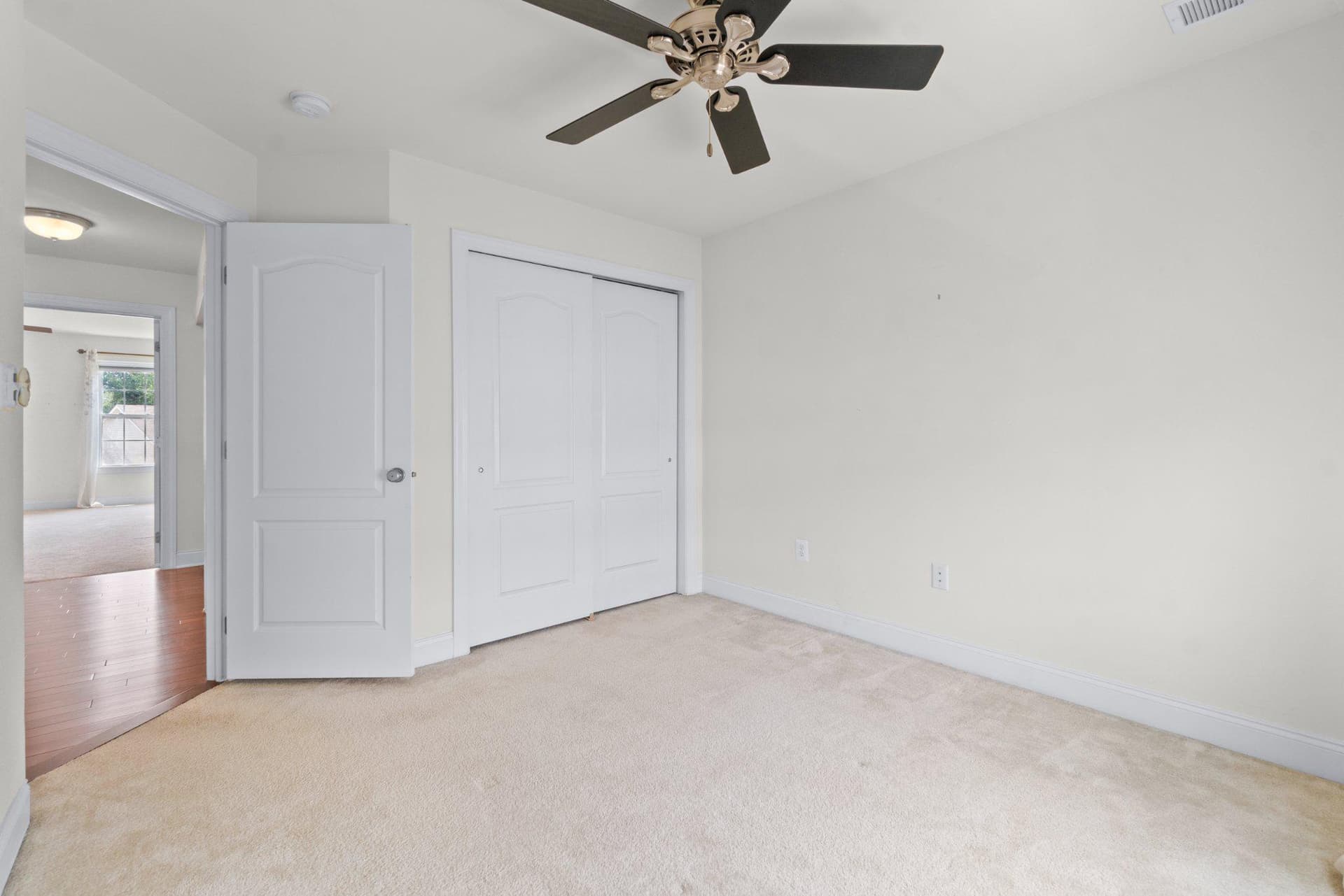 7673 Elmcrest Road photo 21