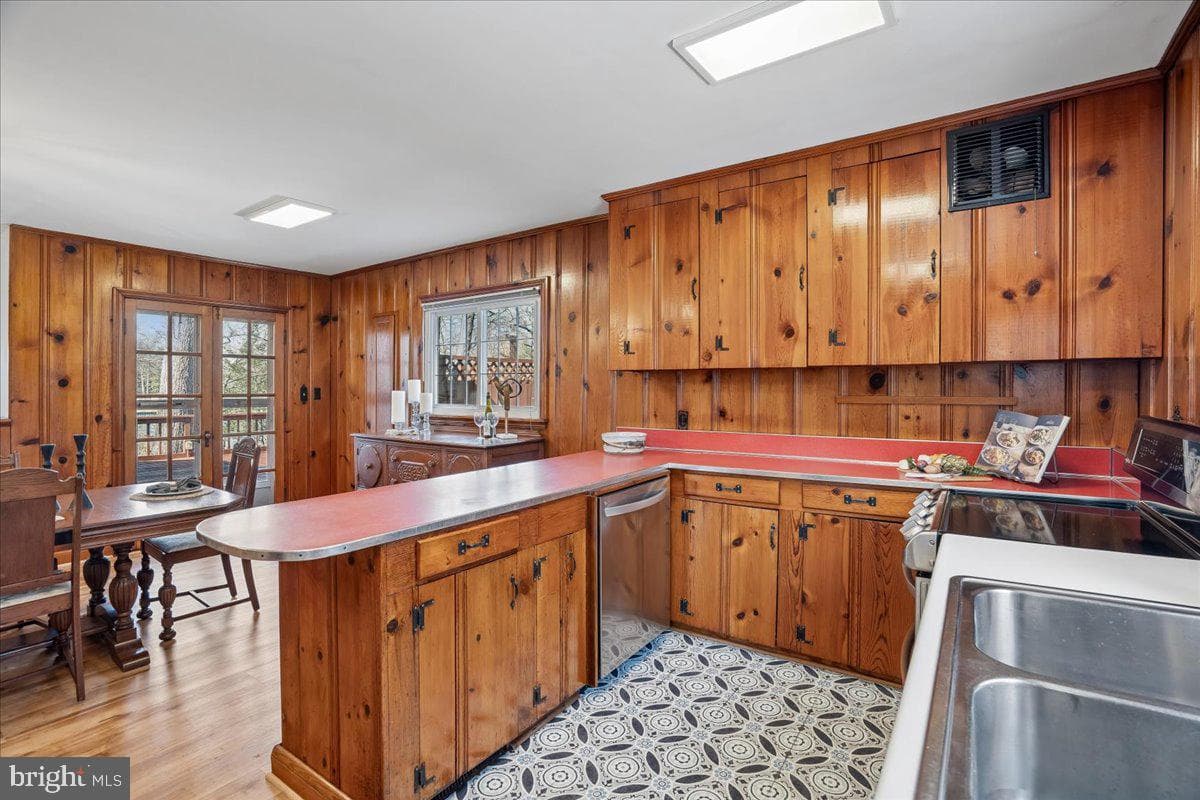 766 Cypress Road photo 18