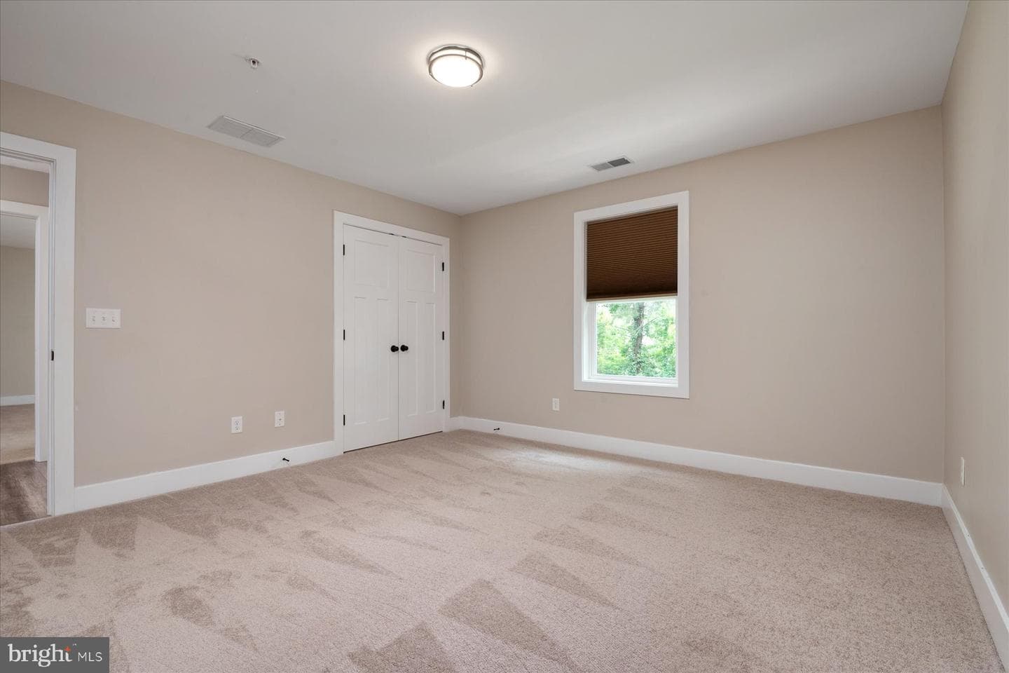 806 Lynwood Lane photo 33