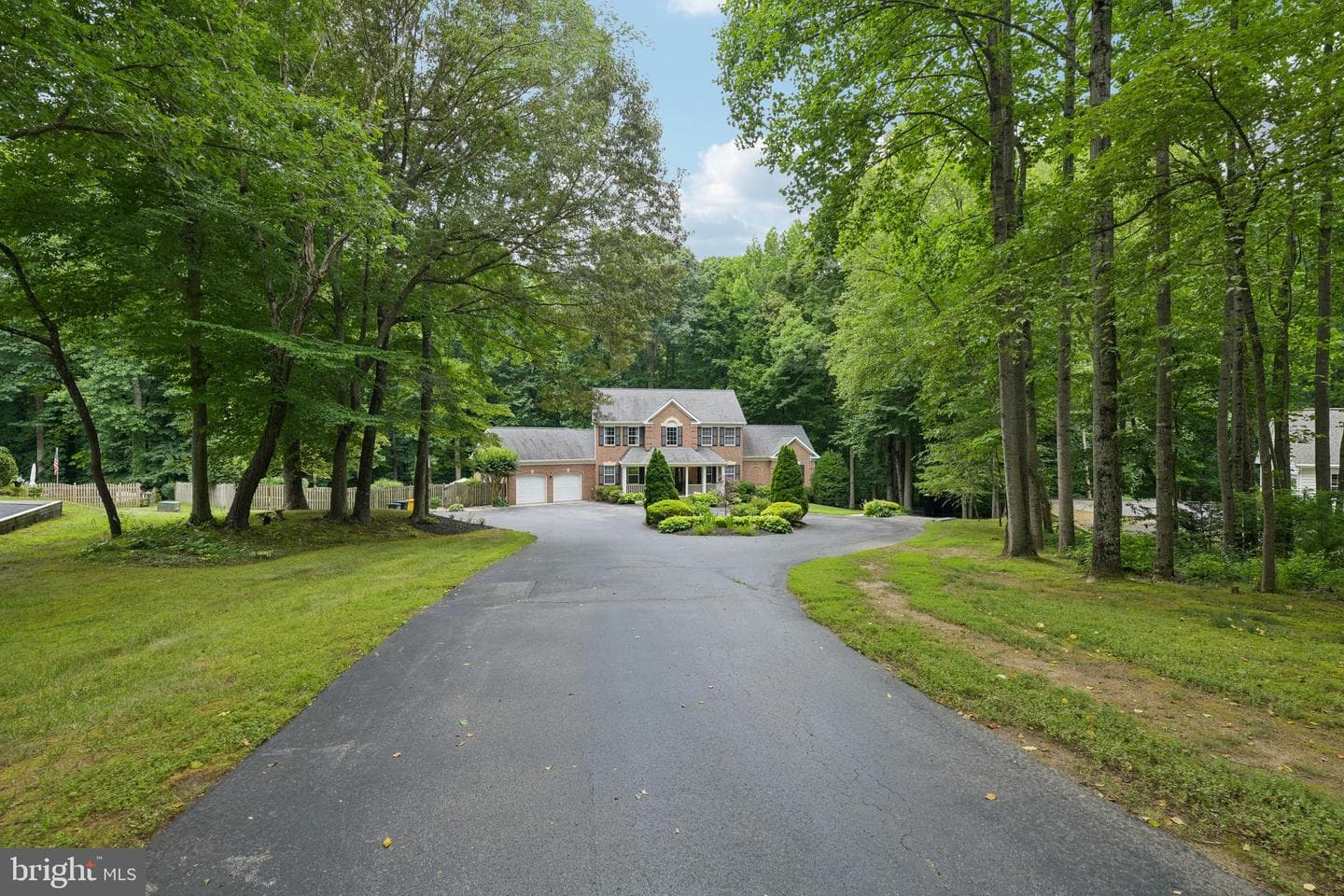 144 Chickadee Drive photo 9