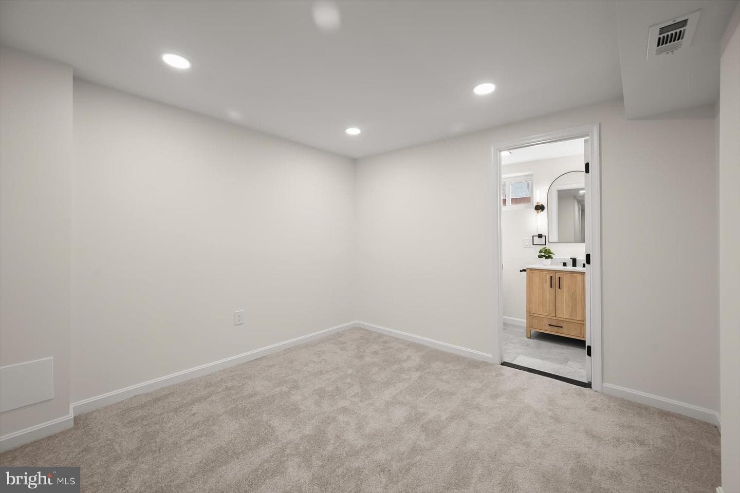 8475 Byrd Road photo 22