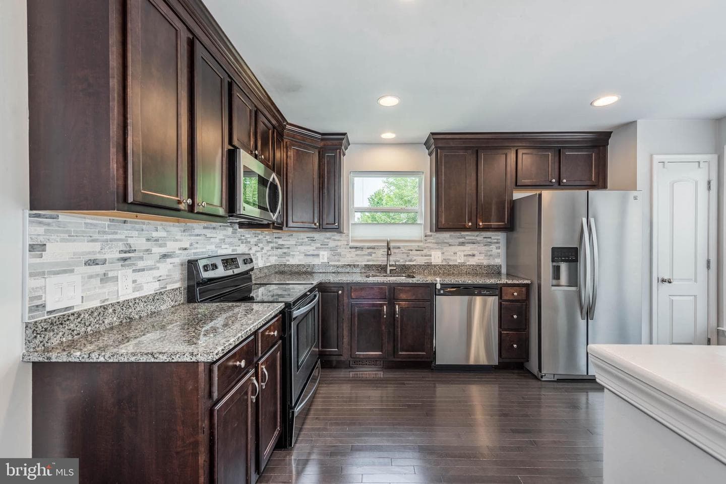 7746 Overhill Road photo 27