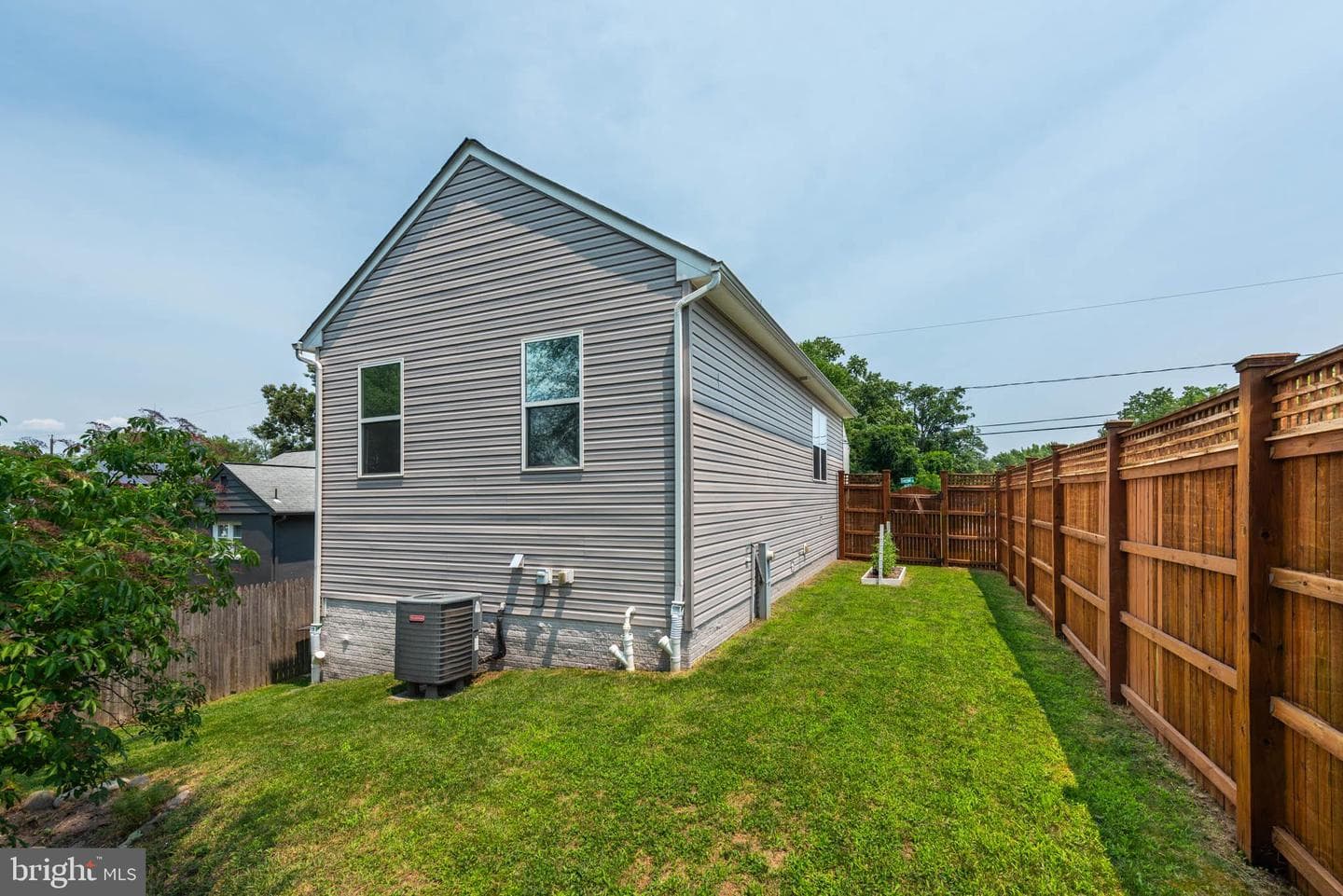 7746 Overhill Road photo 34