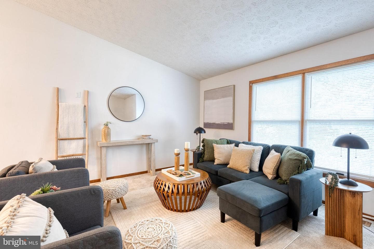 1568 Colony Road photo 5