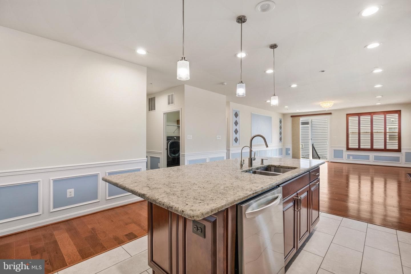 7976 Meridian Drive photo 15