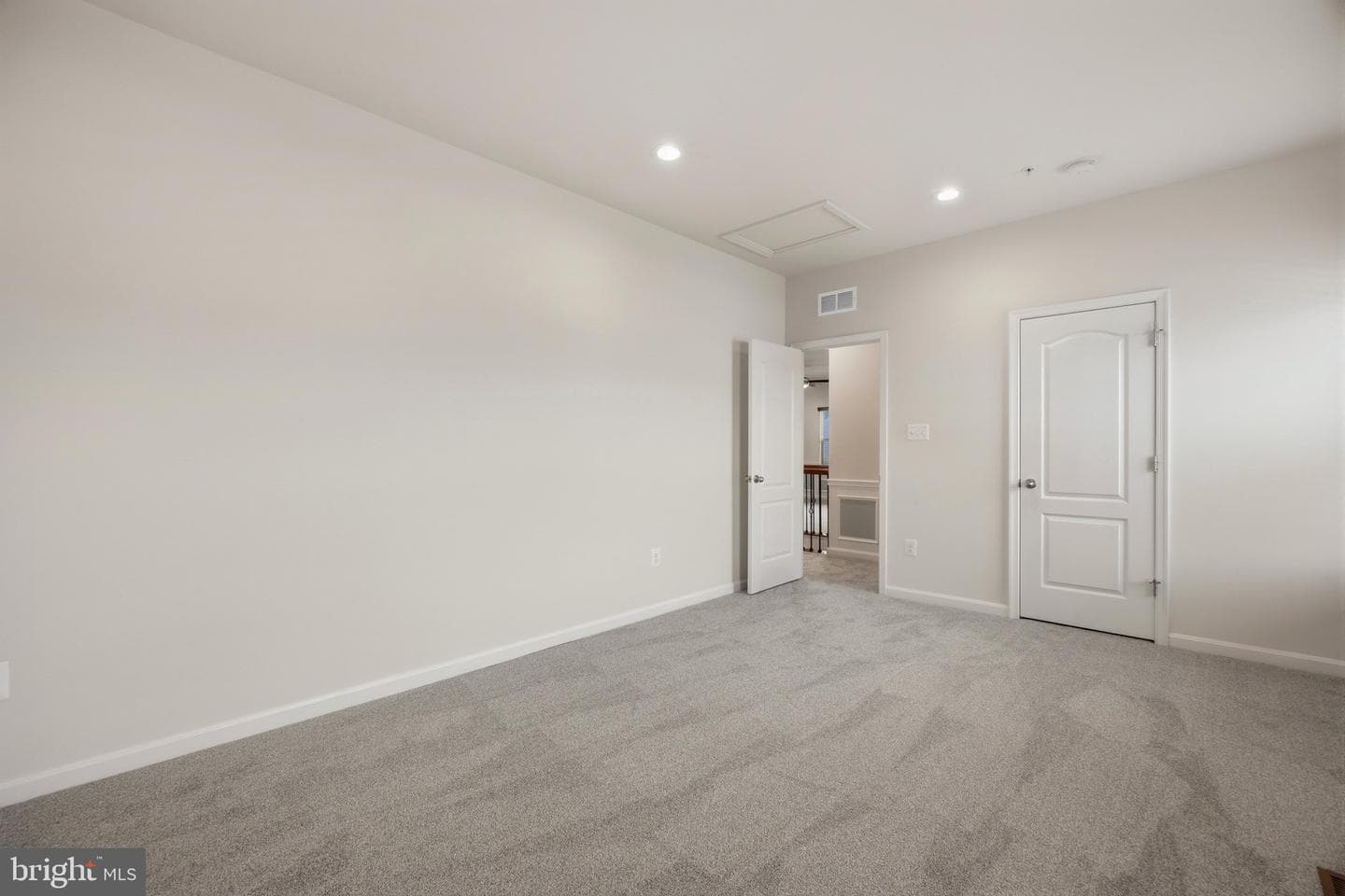 7976 Meridian Drive photo 30