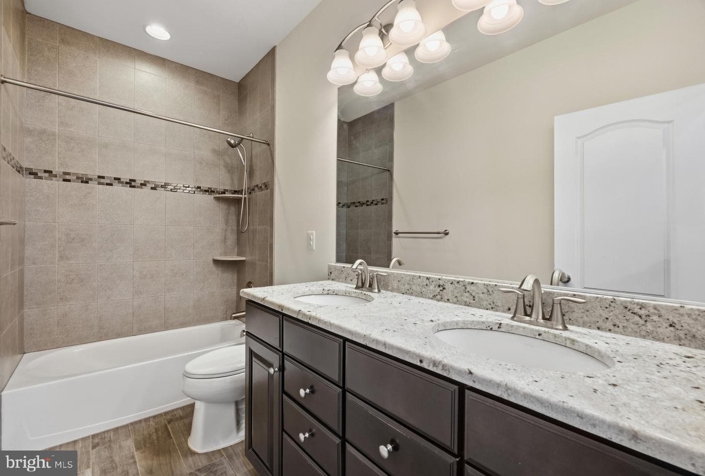 7976 Meridian Drive photo 31