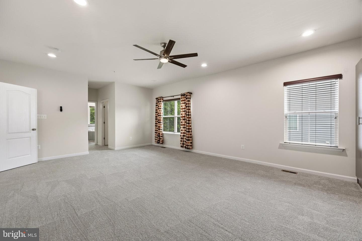 7976 Meridian Drive photo 38