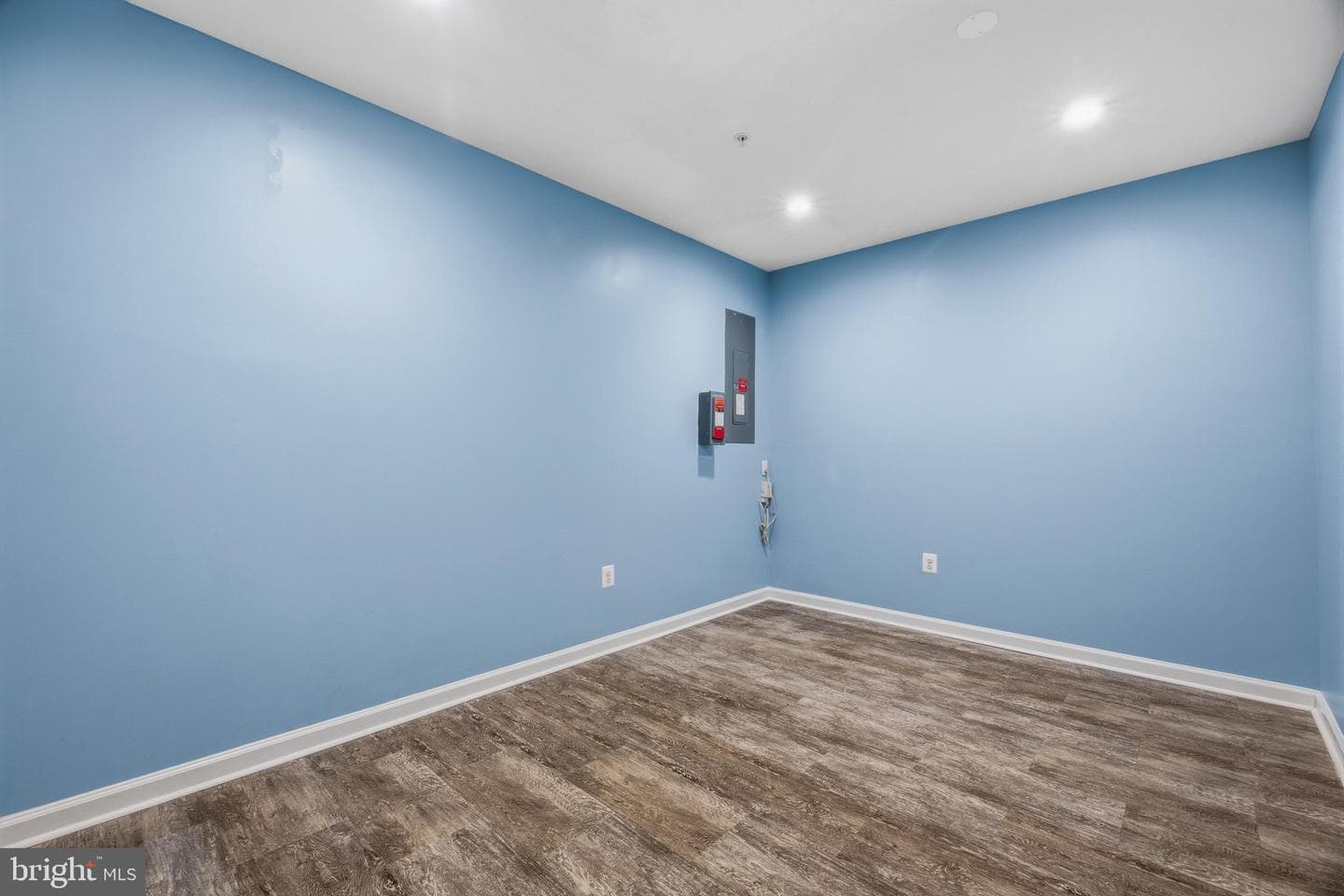 7976 Meridian Drive photo 40