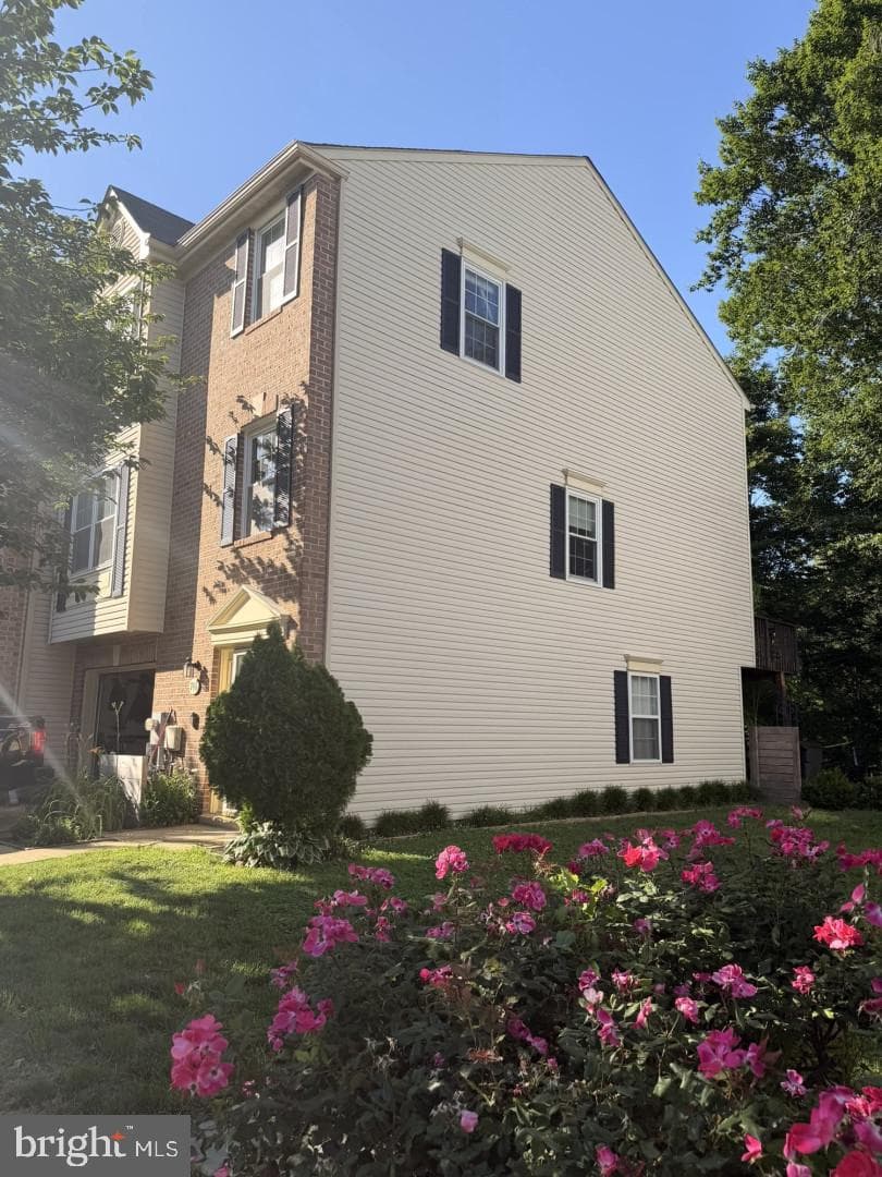 746 Pine Valley Drive photo 4