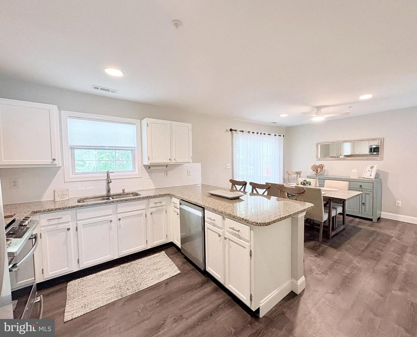 746 Pine Valley Drive photo 7