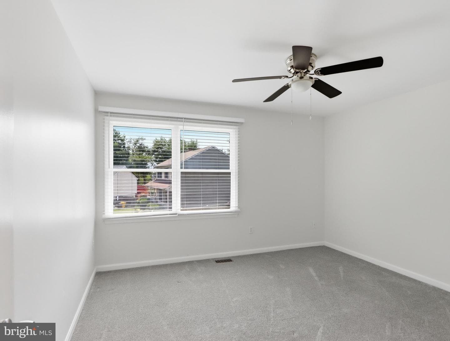 626 Westphalia Drive photo 22