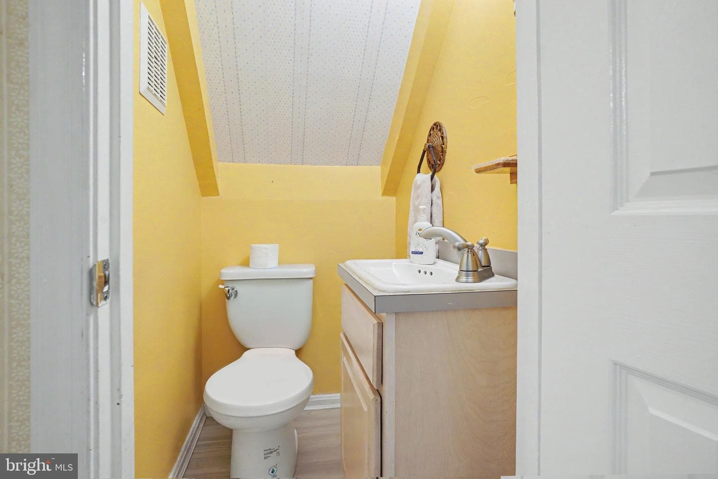 2110 Shore Drive photo 12