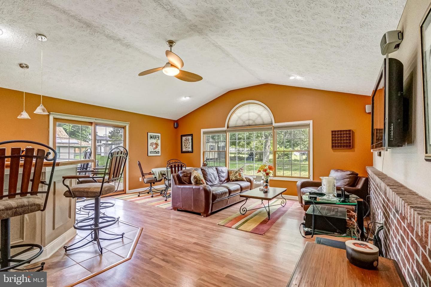 8137 Windmill Court, Severn
