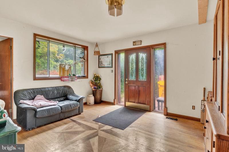 1595 Maywood Road photo 3