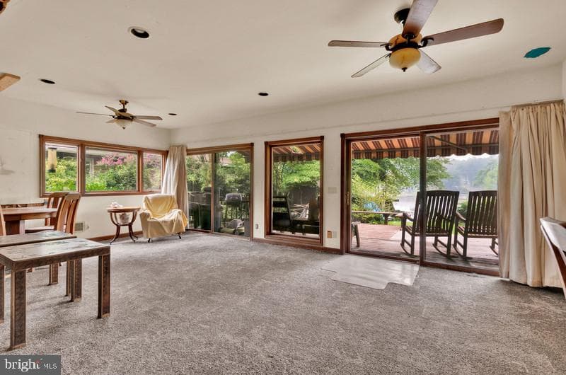 1595 Maywood Road photo 4
