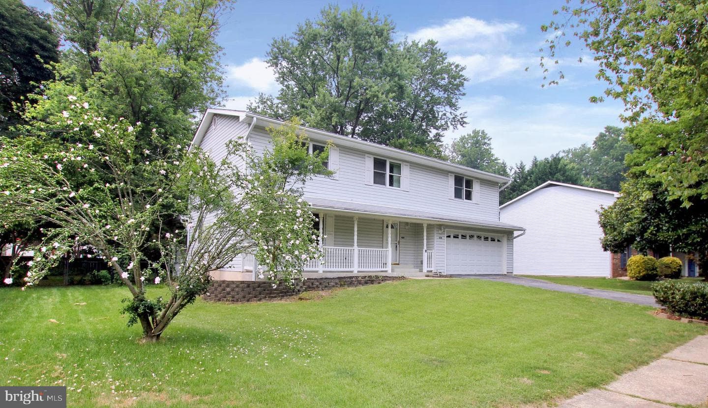 1526 Wampanoag Drive photo 3