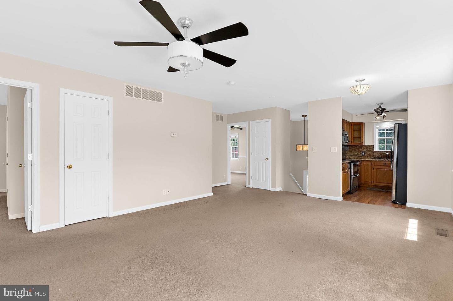 3443 S River Terrace photo 7
