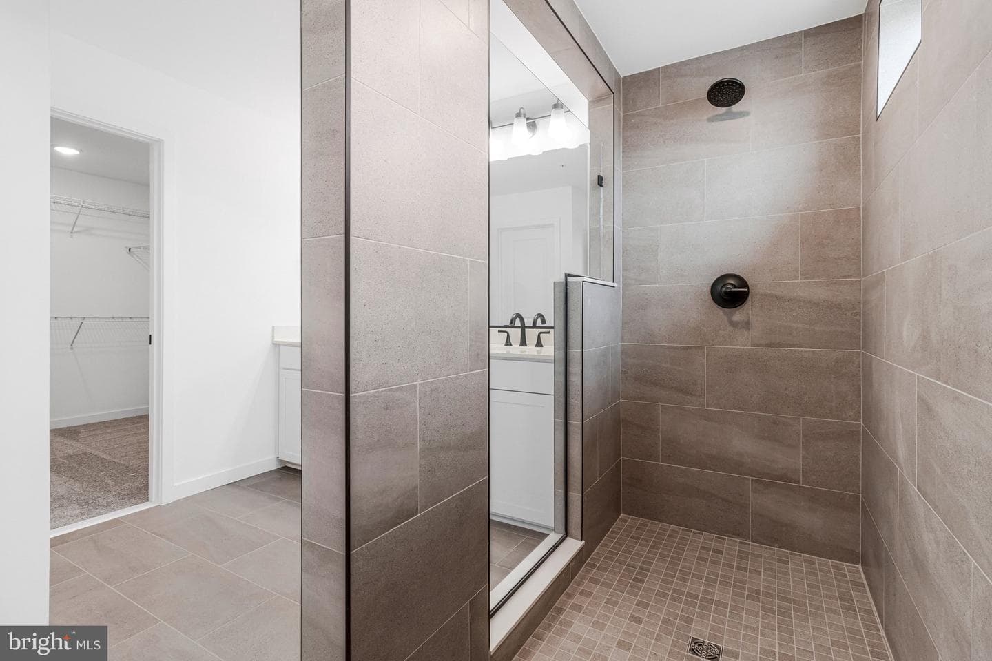 5719 Howard Drive photo 37