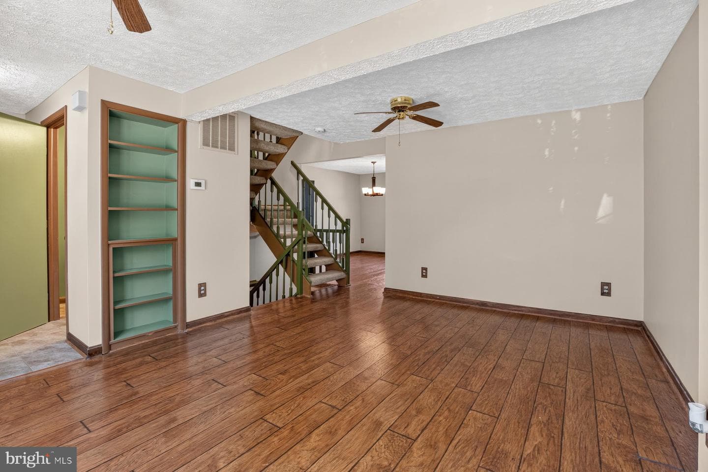 7746 Kidwell Court photo 5