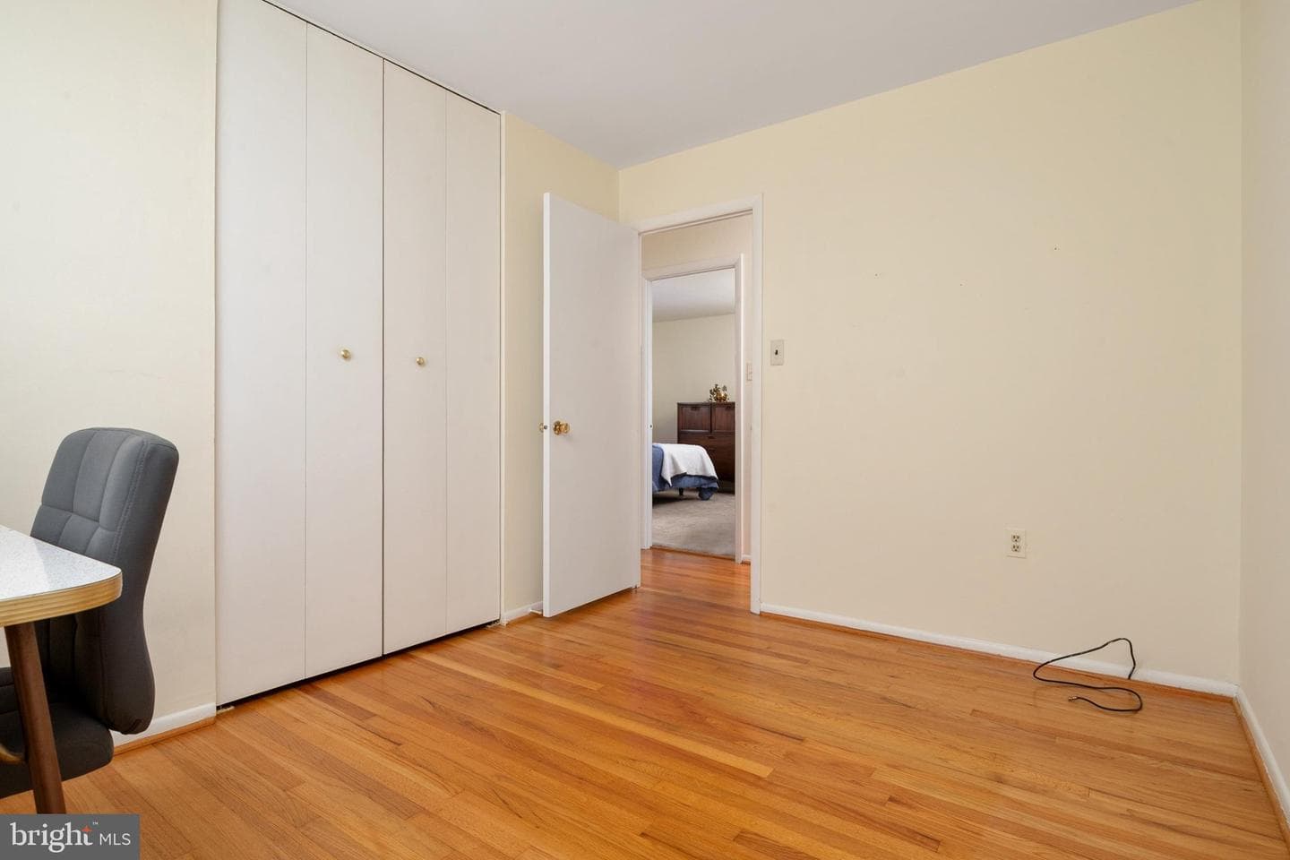 8245 Victoria Road photo 22