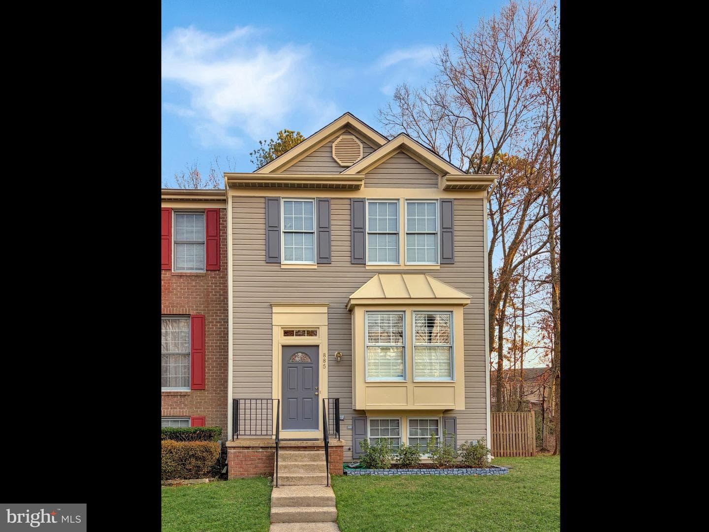 885 Chestnutview Court photo 1