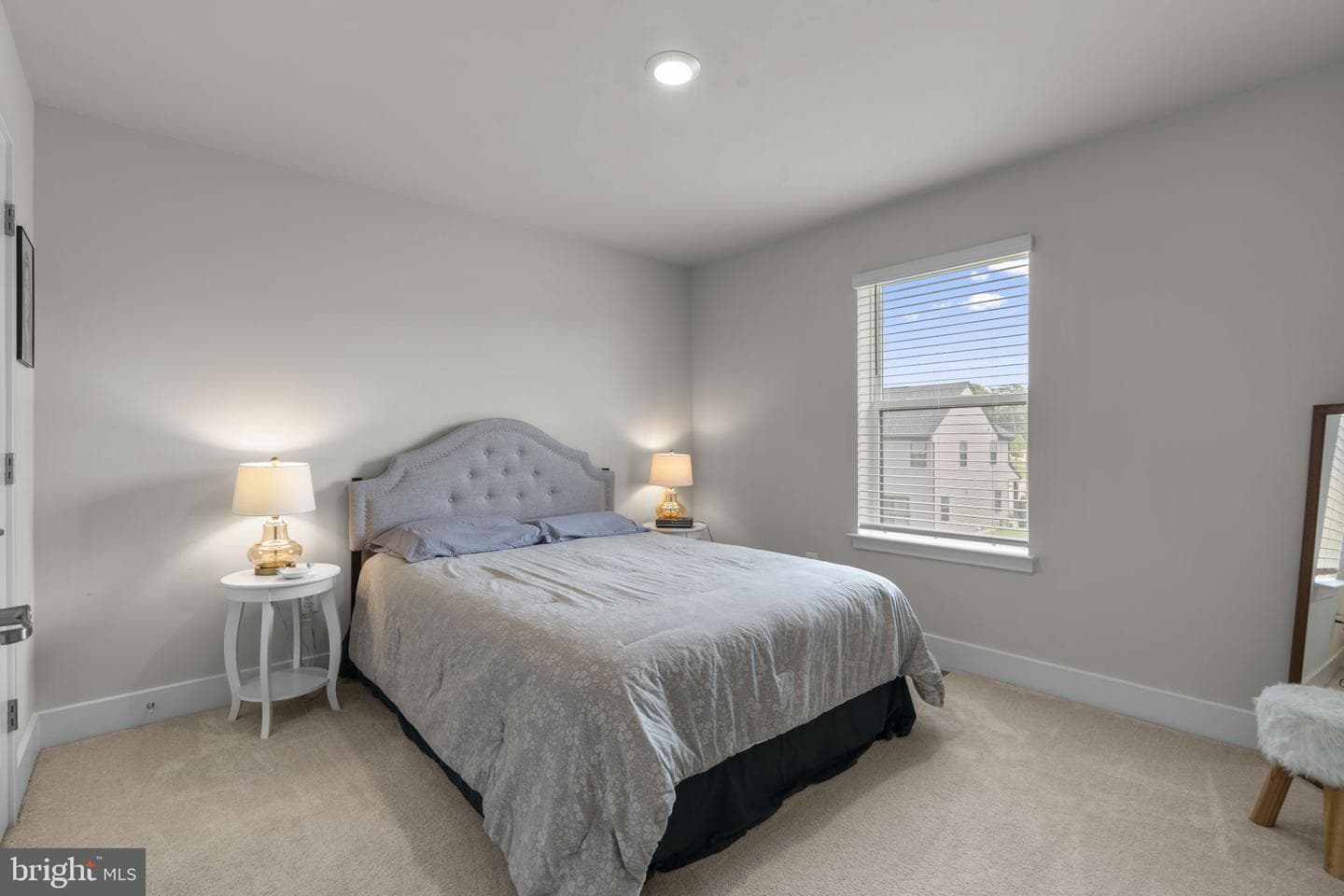 7605 Chert Court photo 28