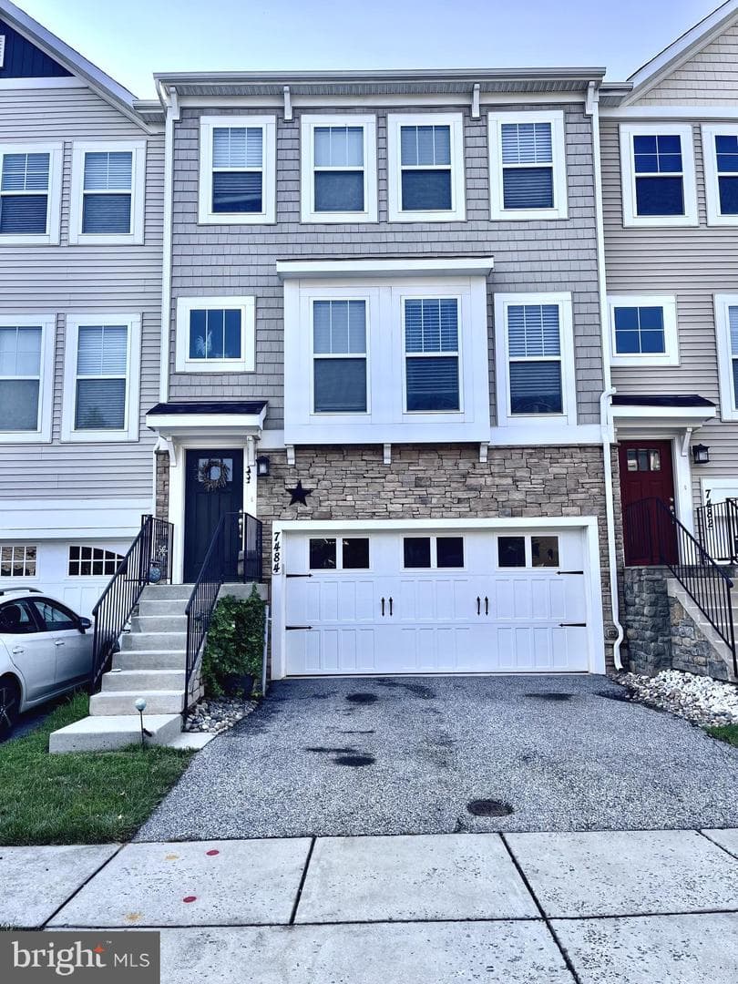 7484 Ashmore Avenue photo 1