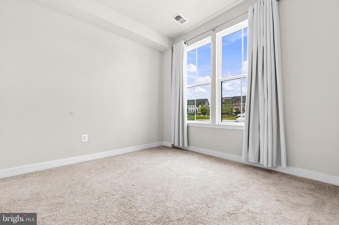 7739 Steatite Lane photo 31