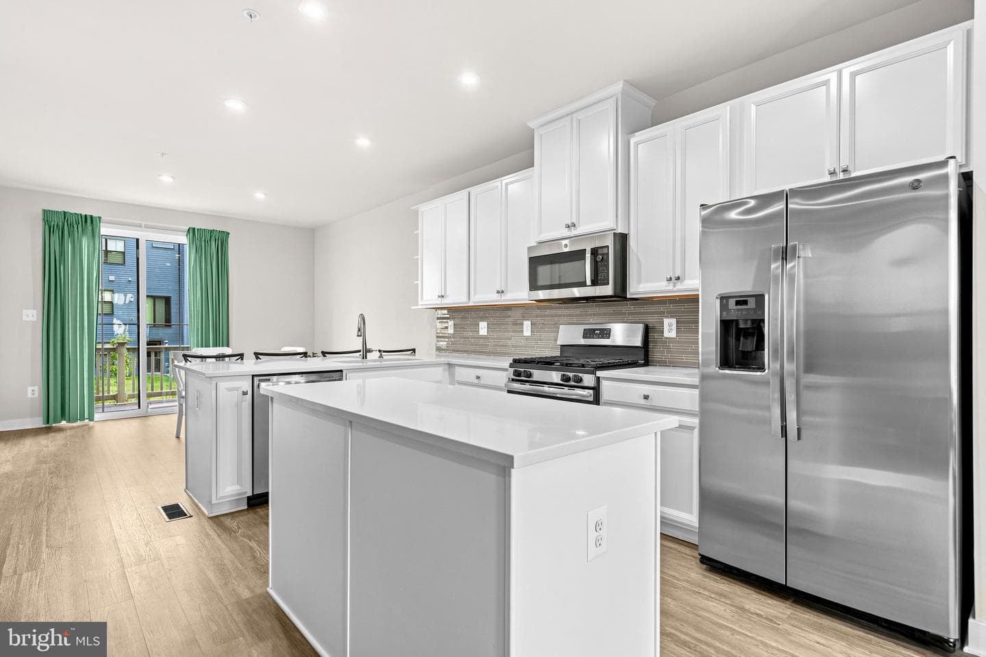 7739 Steatite Lane photo 8