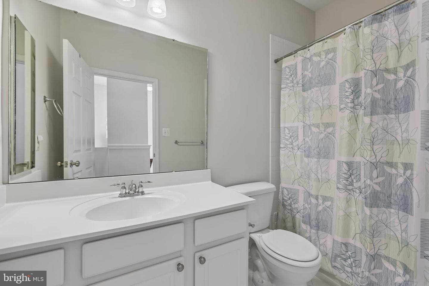 7644 Sandhurst Lane photo 30