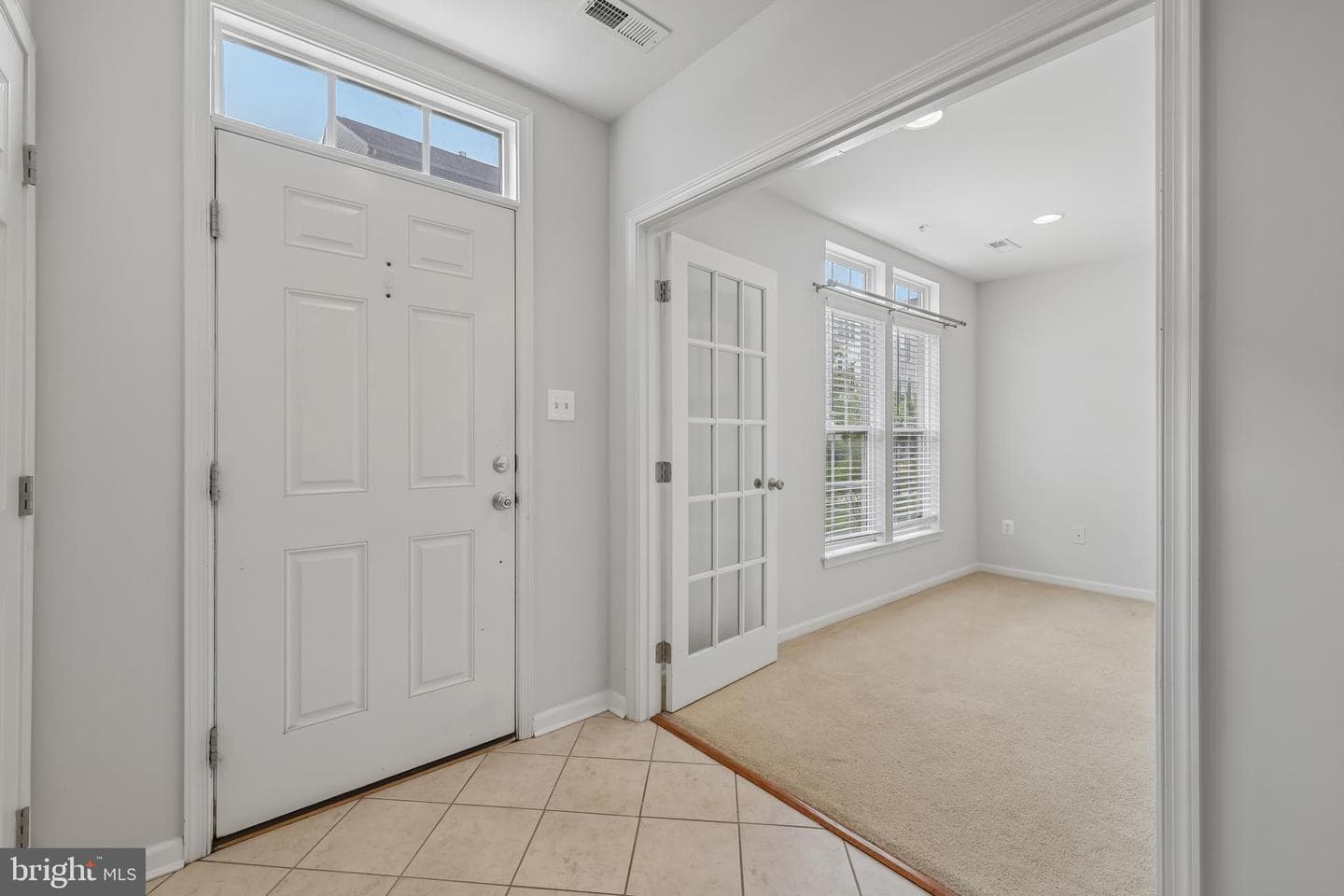 7644 Sandhurst Lane photo 9
