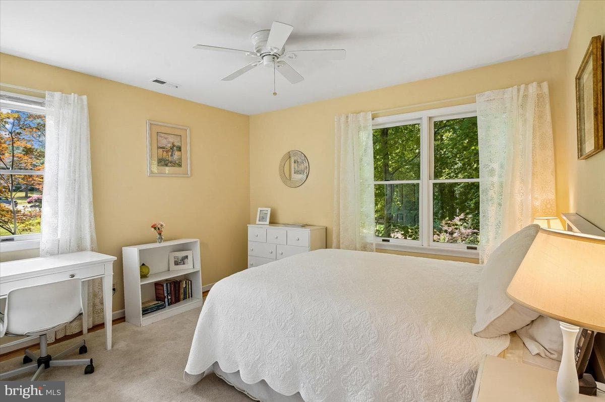 1070 Foxcroft Run photo 33