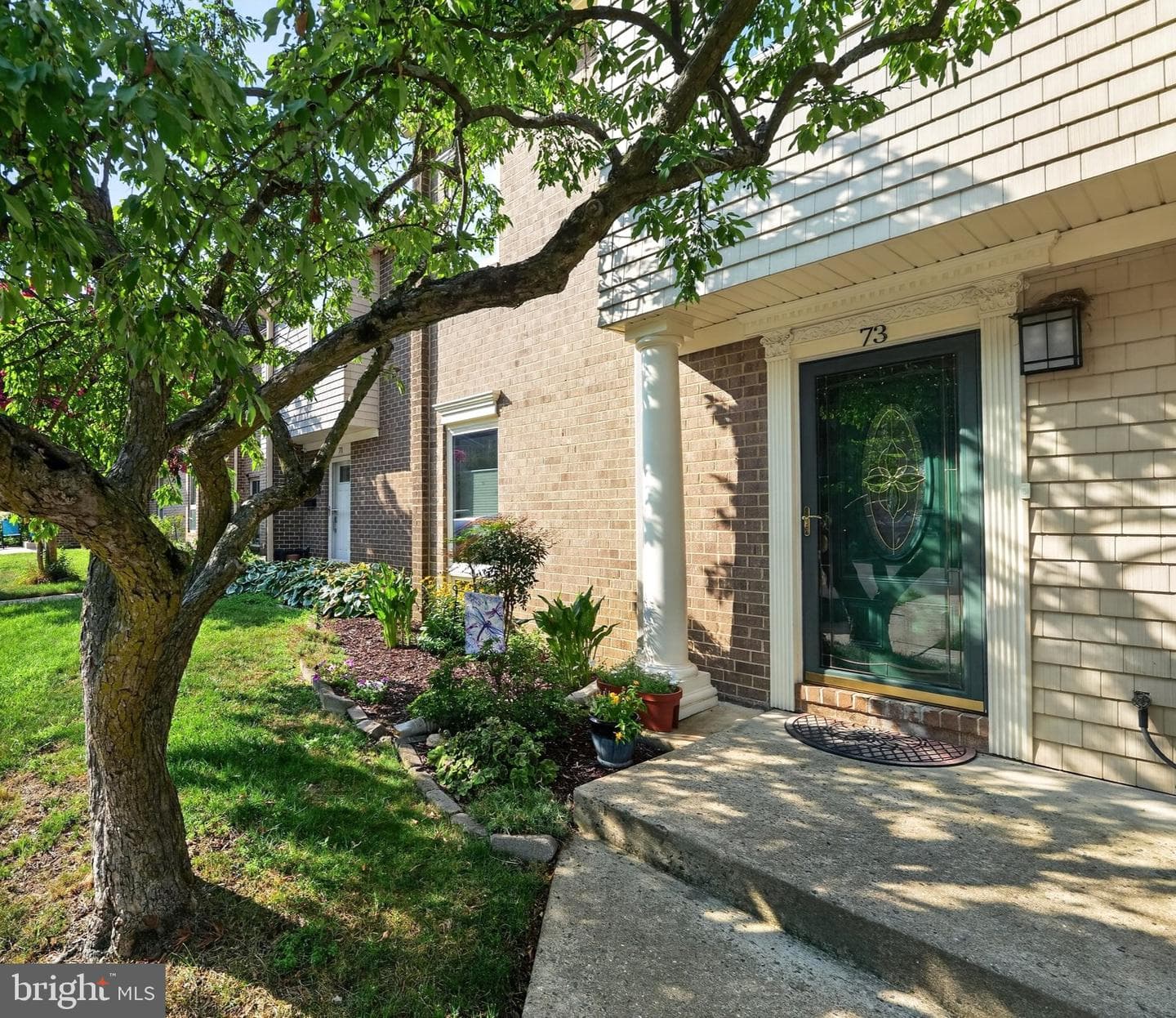 73 Gentry Court photo 1