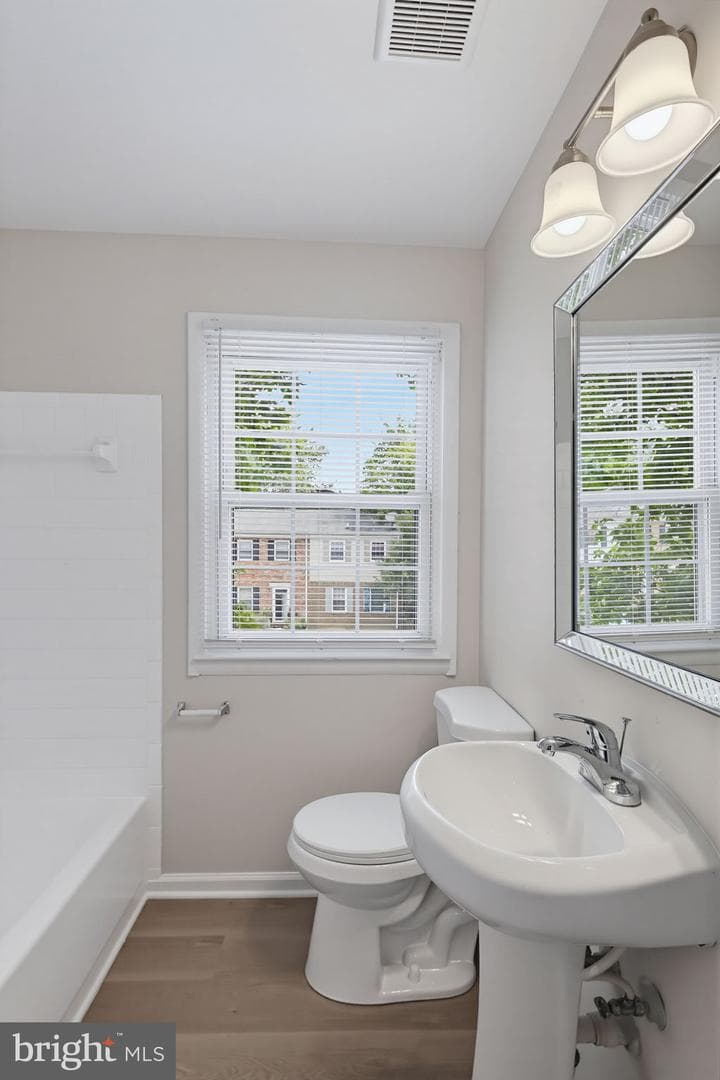 8200 Monaegan Court photo 14