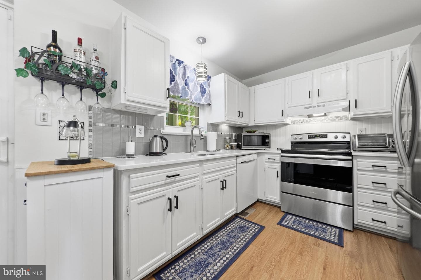 116 Andel Court photo 10