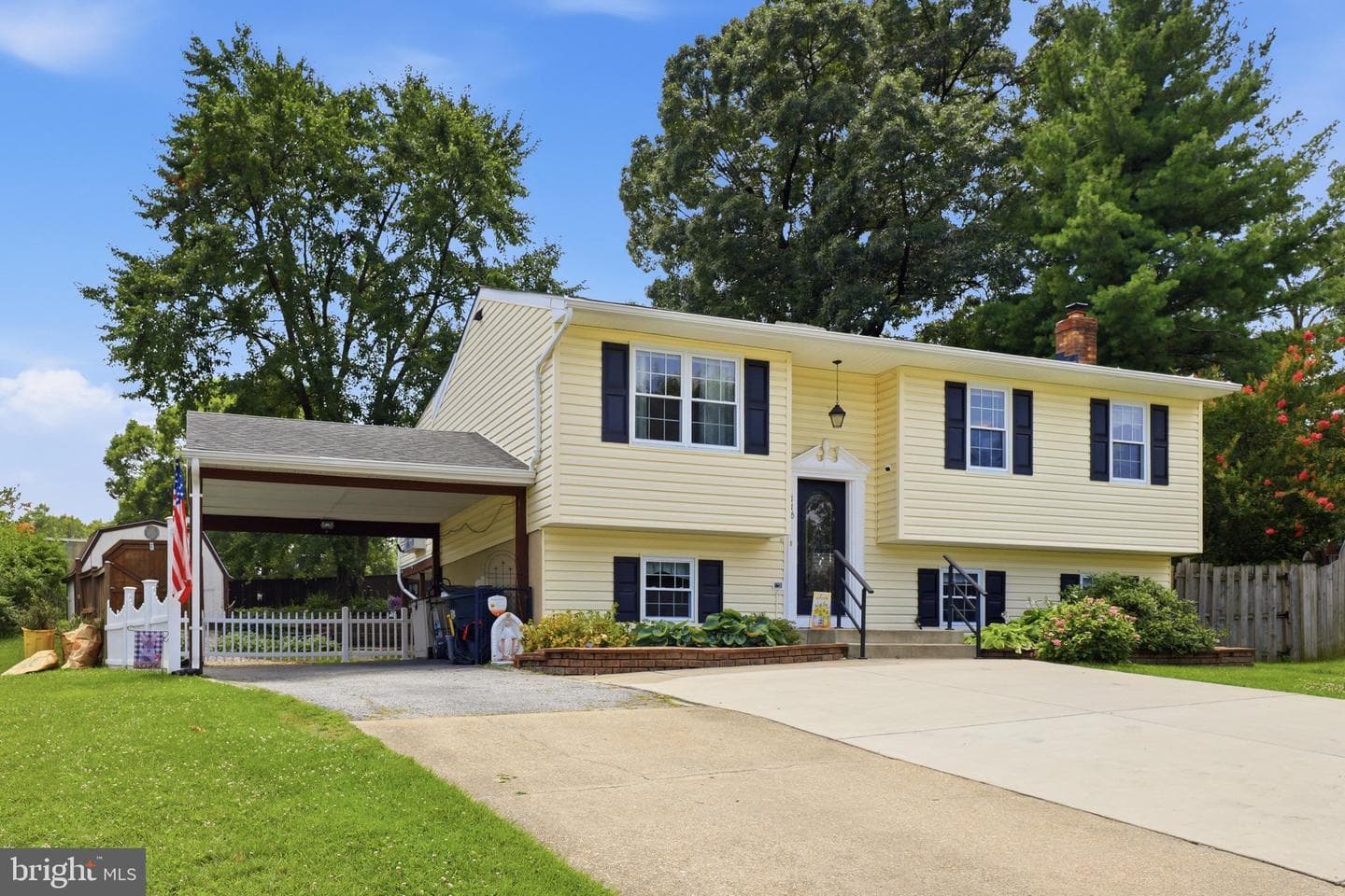 116 Andel Court photo 42
