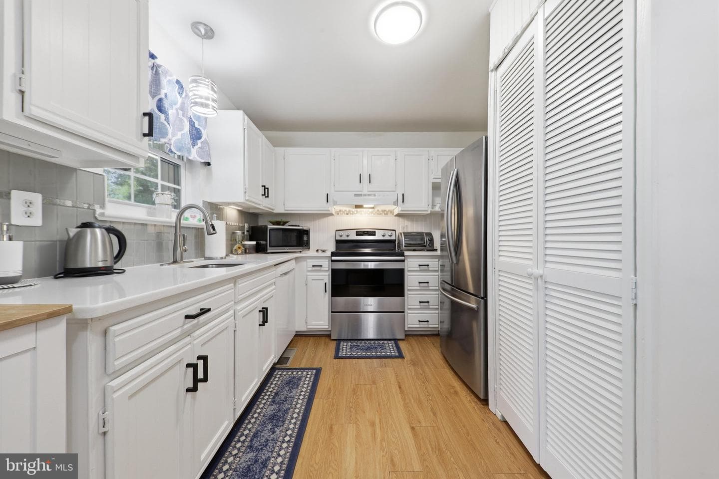 116 Andel Court photo 9