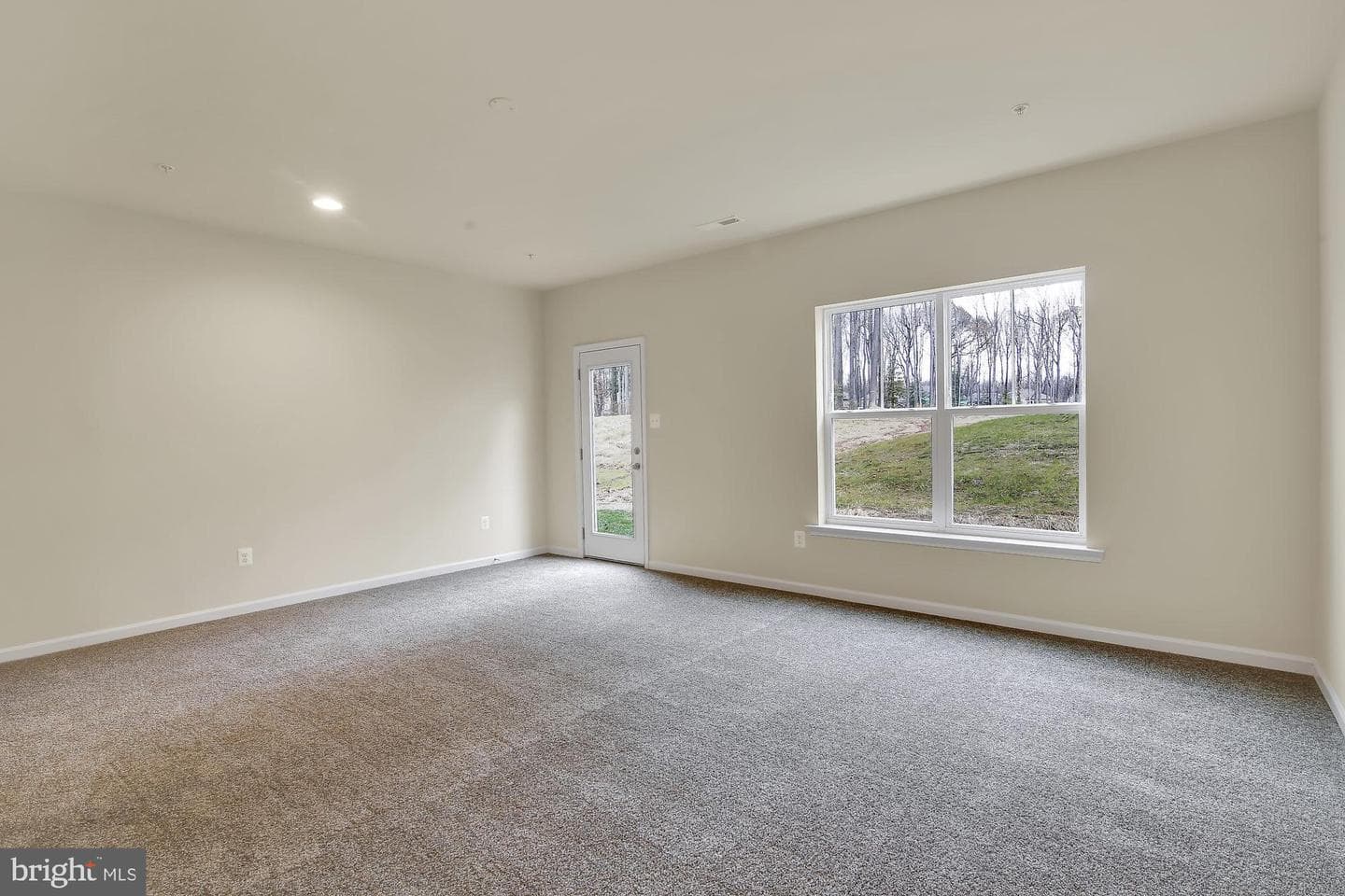 1036 Edenberry Way photo 5