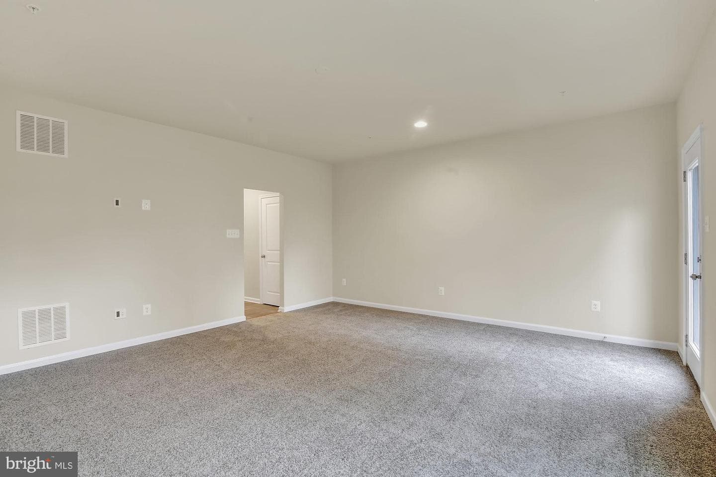 1036 Edenberry Way photo 6