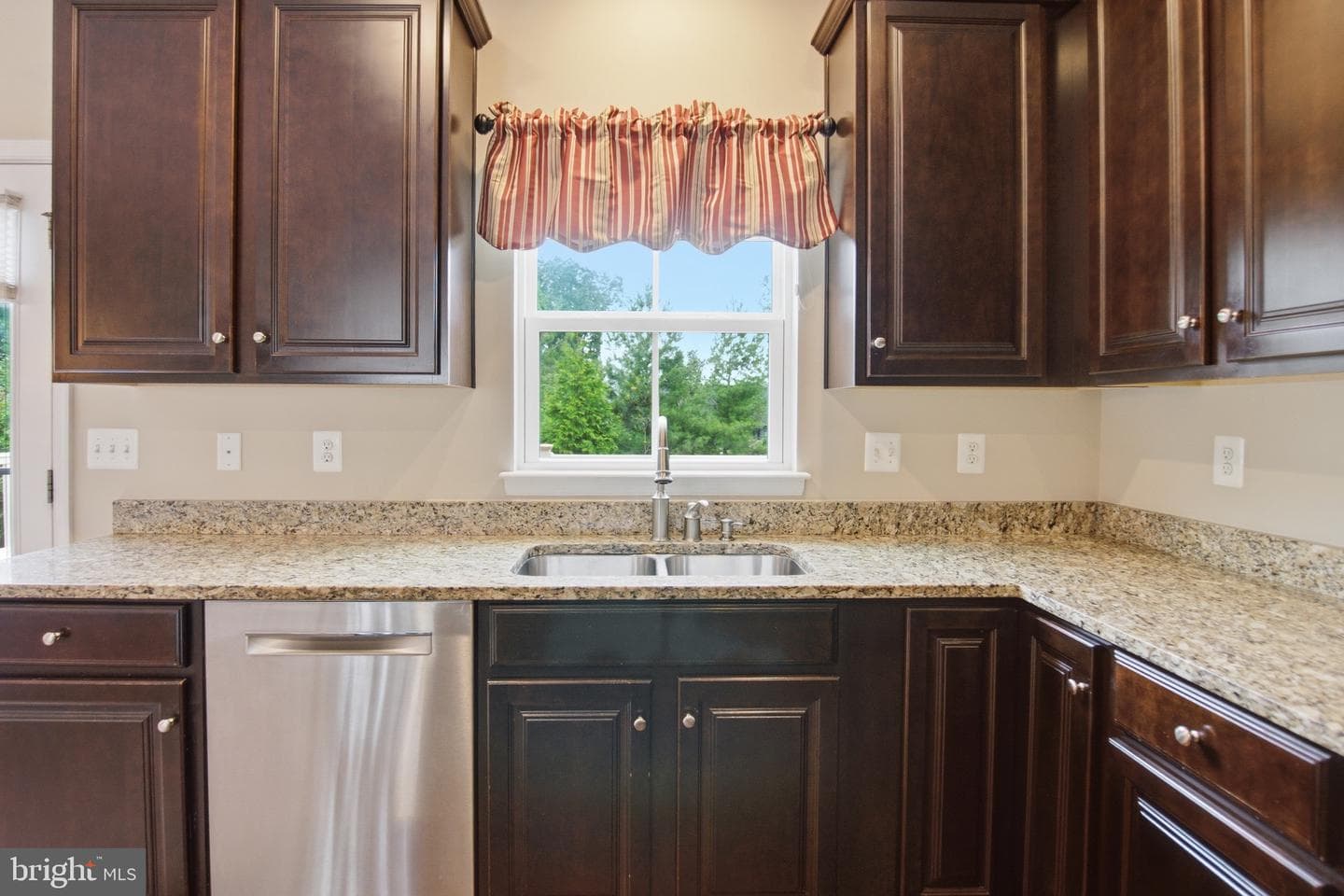 544 Fox River Hills Way photo 14