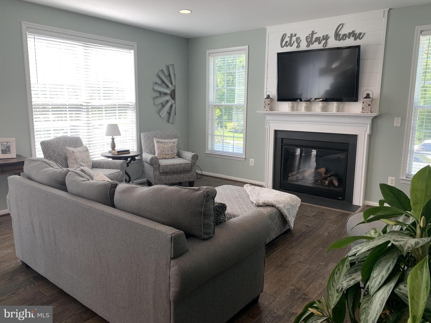 7428 Campbell Drive photo 4