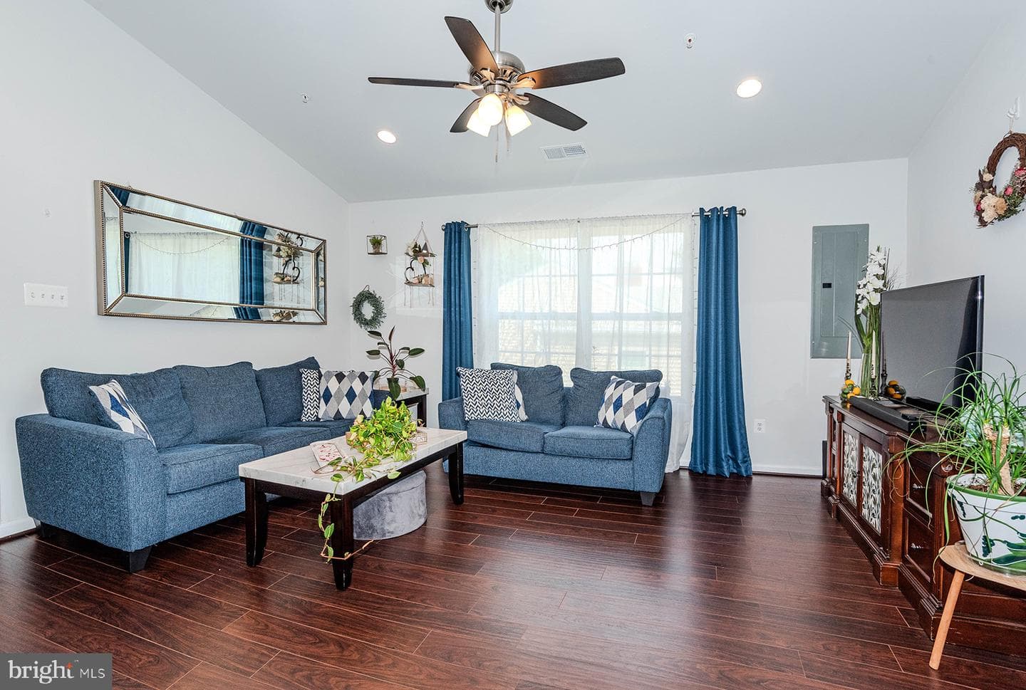 6414-A Oak Street photo 6