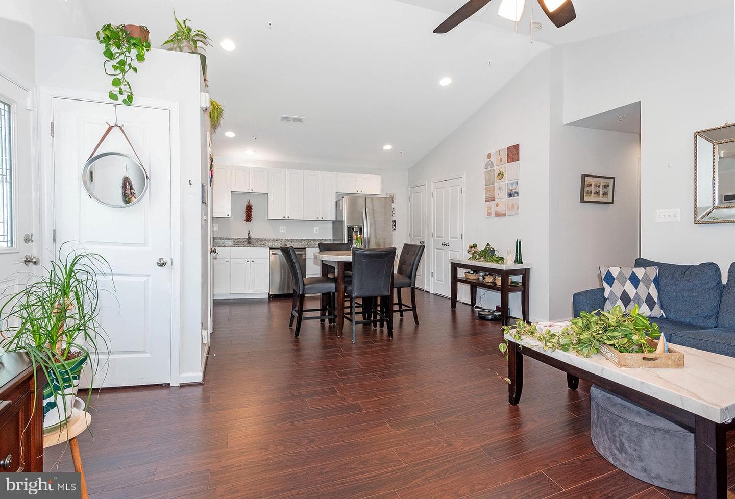 6414-A Oak Street photo 8