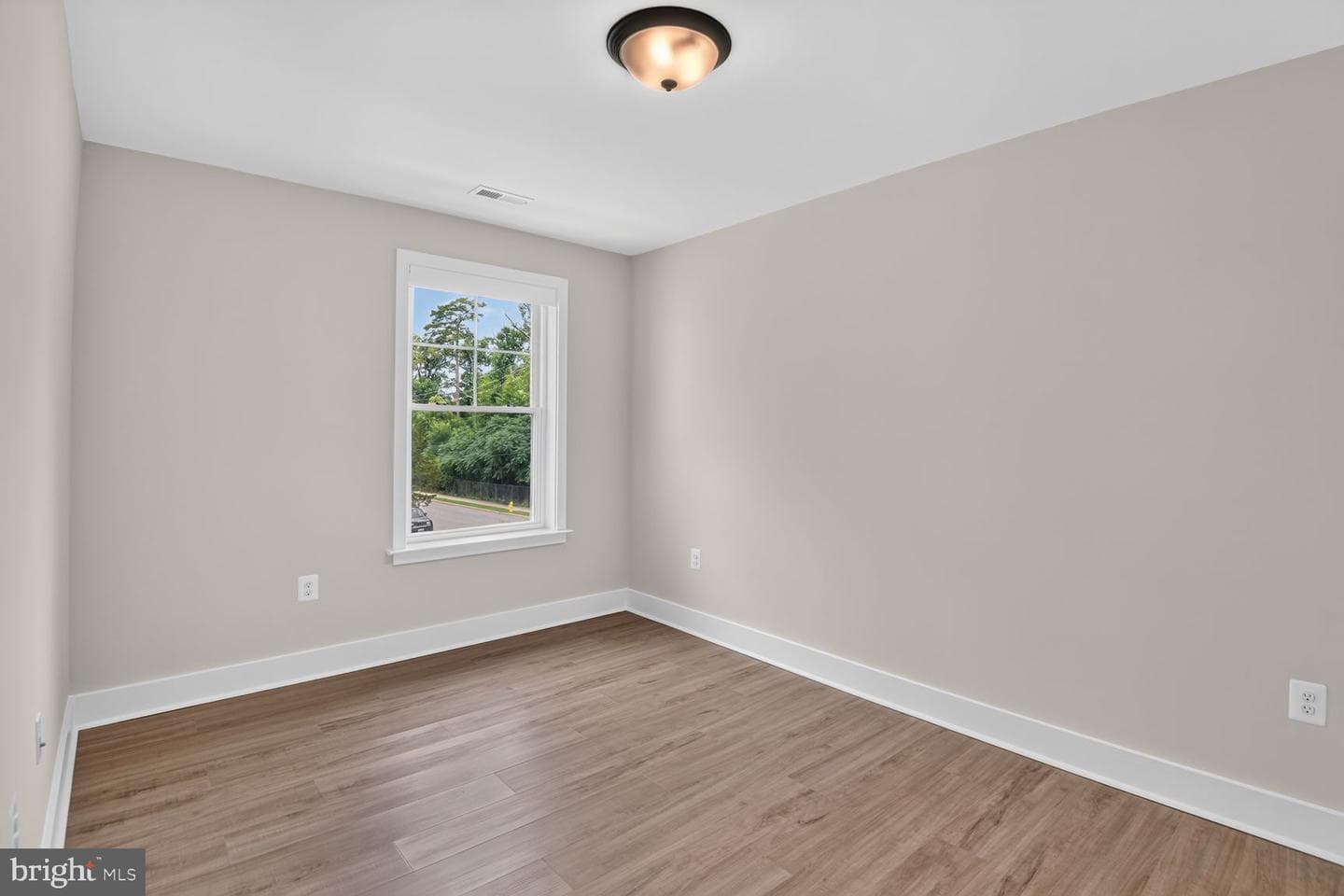 7823 Jude Ln photo 14